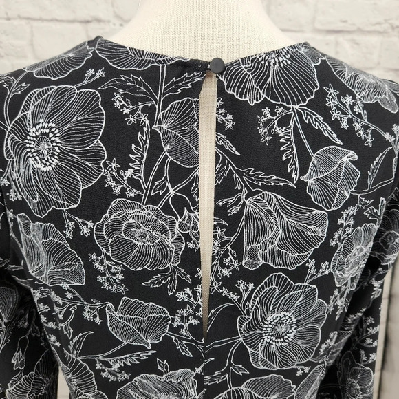 LEITH Black & White Floral V Neck Long Sleeve Dress Size Medium - Picture 6 of 14